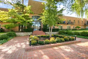 1220 Park Ave, Highland Park, IL 60035 - Photo 1