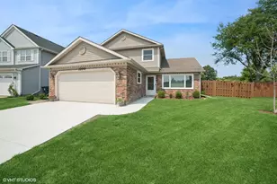 1208 Old Timber Ln, Hoffman Estates, IL 60192 - Photo 1