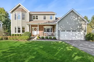 542 Blackthorn Dr, Crystal Lake, IL 60014 - Photo 1