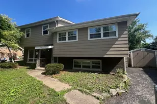 512 Hill St, Highland Park, IL 60035 - Photo 1