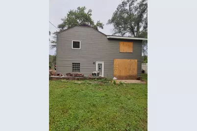 1030 West Drive, South Elgin, IL 60177 - Photo 1