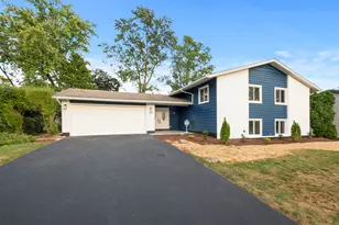 5927 Sherman Dr, Woodridge, IL 60517 - Photo 1