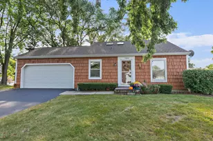 1590 Adams Ave, Saint Charles, IL 60174 - Photo 1