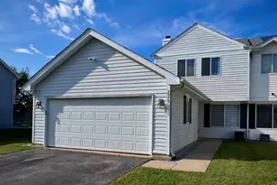 2970 Dorothy Dr, Aurora, IL 60504 - Photo 1