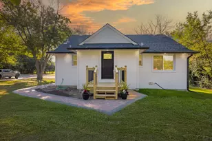 700 E Van Buren St, Villa Park, IL 60181 - Photo 1