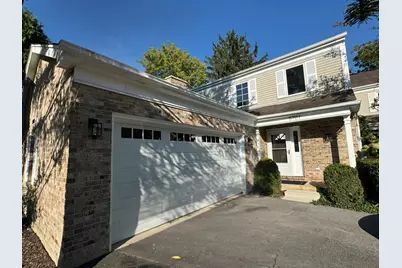 5701 Foxgate Lane, Hinsdale, IL 60521 - Photo 1