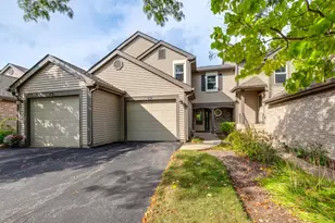 989 Butter Creek Ct, Hoffman Estates, IL 60169 - Photo 1