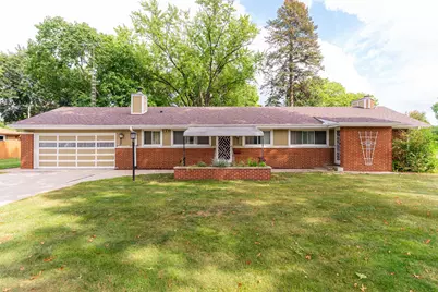 1543 W Downer Place, Aurora, IL 60506 - Photo 1