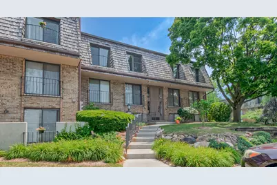 1721 Northfield Square #E, Northfield, IL 60093 - Photo 1