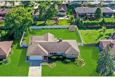 354 Oakwood Drive, Crete, IL 60417 - Photo 1