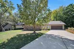 7 Bristol Green, Bourbonnais, IL 60914 - Photo 1