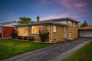 313 Homewood Ct, Chicago Heights, IL 60411 - Photo 1