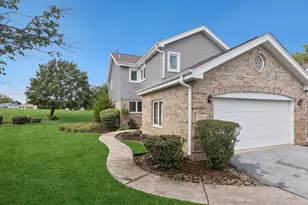 17396 Brook Crossing Ln, Orland Park, IL 60467 - Photo 1