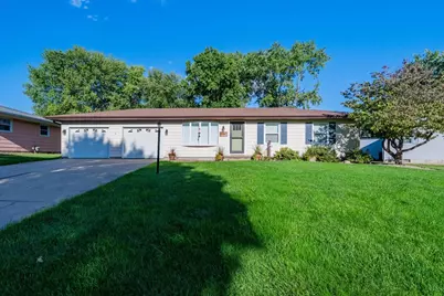 16 Holly Drive, Clifton, IL 61727 - Photo 1