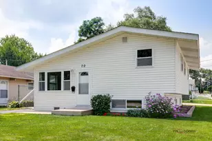 70 N Ridgemoor Ave, Mundelein, IL 60060 - Photo 1