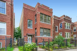 1010 N Trumbull Ave, Chicago, IL 60651 - Photo 1