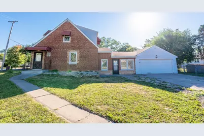 225 N Spruce Avenue, Bensenville, IL 60106 - Photo 1