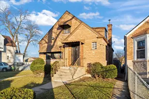 9941 S Lowe Ave, Chicago, IL 60628 - Photo 1