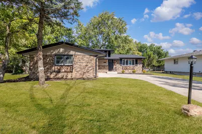 2844 193rd Street, Lansing, IL 60438 - Photo 1