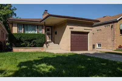 [Address not provided], Berwyn, IL 60402 - Photo 1