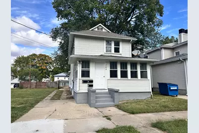 706 Illinois Avenue, Ottawa, IL 61350 - Photo 1