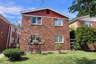 704 W 111th St, Chicago, IL 60628 - Photo 1
