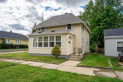 571 Warren Avenue, Belvidere, IL 61008 - Photo 1