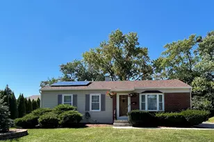 7660 Walnut Ave, Woodridge, IL 60517 - Photo 1