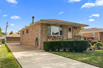 8525 Massasoit Avenue, Burbank, IL 60459 - Photo 1