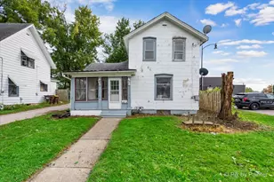 206 W Blackman St, Harvard, IL 60033 - Photo 1