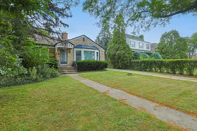 901 S Cumberland Avenue, Park Ridge, IL 60068 - Photo 1