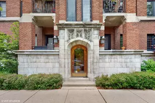 1366 E 57th St, Chicago, IL 60637 - Photo 1