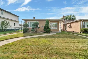 8844 S Francisco Ave, Evergreen Park, IL 60805 - Photo 1