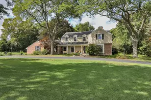 544 Rob Roy Ct, Inverness, IL 60067 - Photo 1