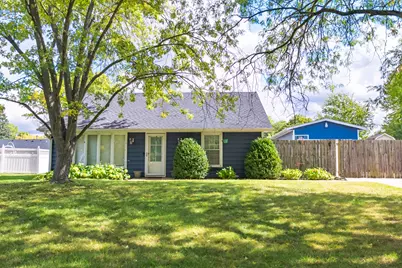 3 Ridgefield Road, Montgomery, IL 60538 - Photo 1