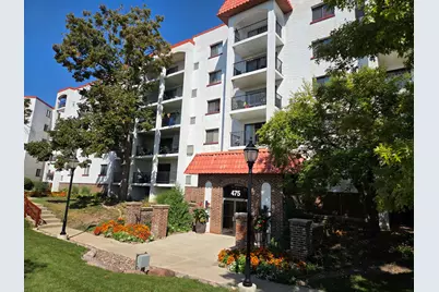 475 Plum Creek Drive #206, Wheeling, IL 60090 - Photo 1