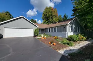 141 S Harrison St, Geneva, IL 60134 - Photo 1