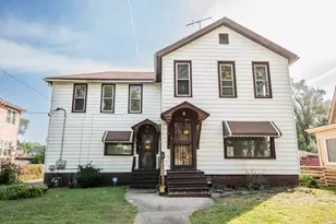 404 Sherman St, Joliet, IL 60433 - Photo 1