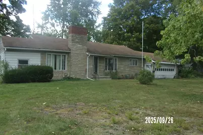 112 N Maple Street, Gilman, IL 60938 - Photo 1