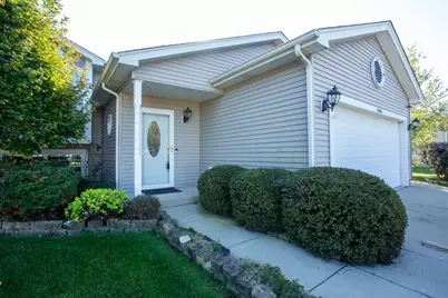 1505 9th Street, Harvard, IL 60033 - Photo 1