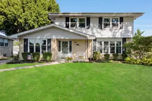 4628 W 106th St, Oak Lawn, IL 60453 - Photo 1