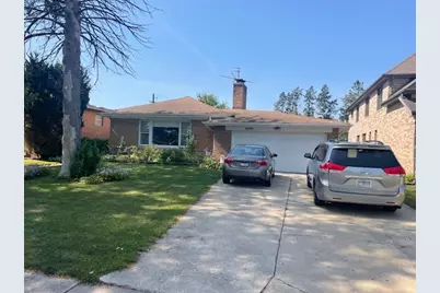 6936 N Keystone Avenue, Lincolnwood, IL 60712 - Photo 1