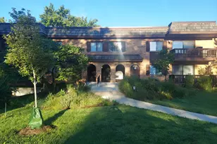 8100 Woodglen Ln, Downers Grove, IL 60516 - Photo 1