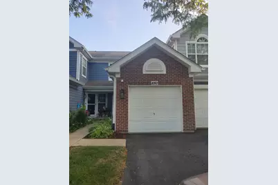 1092 Camden Court, Glendale Heights, IL 60139 - Photo 1