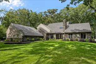 1554 Big Oaks Ct, Lake Forest, IL 60045 - Photo 1