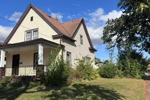 1424 Magnolia St, Rockford, IL 61104 - Photo 1