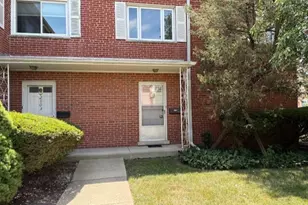2501 Crawford Ave, Evanston, IL 60201 - Photo 1