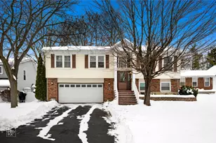 1033 S Warwick Circle S, Hoffman Estates, IL 60169 - Photo 1