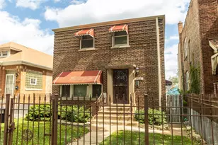 7741 S Clyde Ave, Chicago, IL 60649 - Photo 1