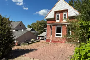 212 Quincy St, Savanna, IL 61074 - Photo 1